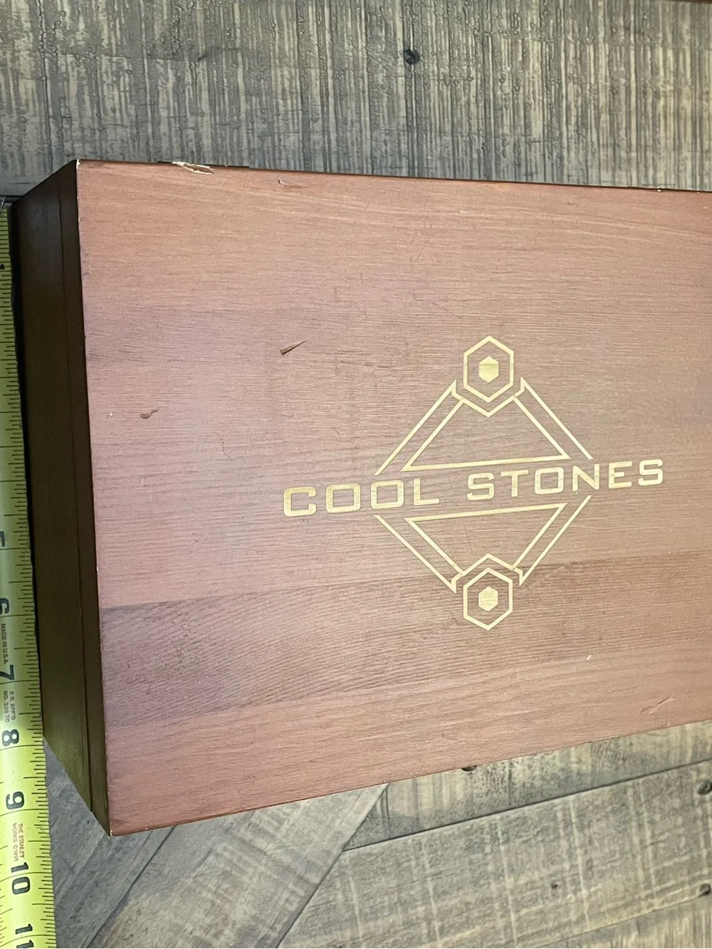 COOL STONES Premium Whiskey Glass & Granite Chilling Rocks Gift Set